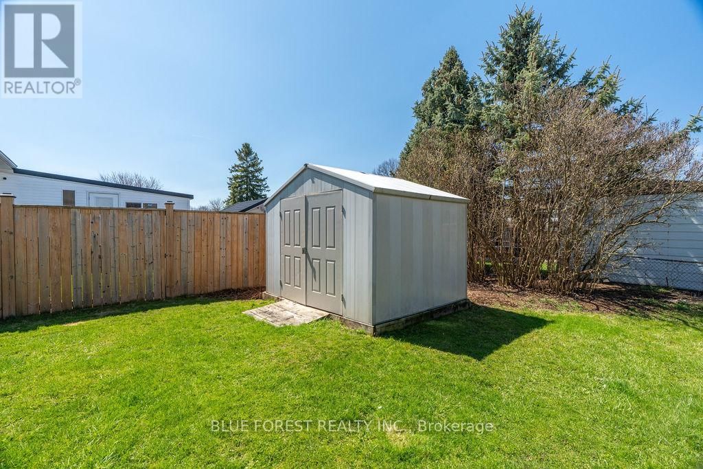 3 UPCOTT CRESCENT Image 48