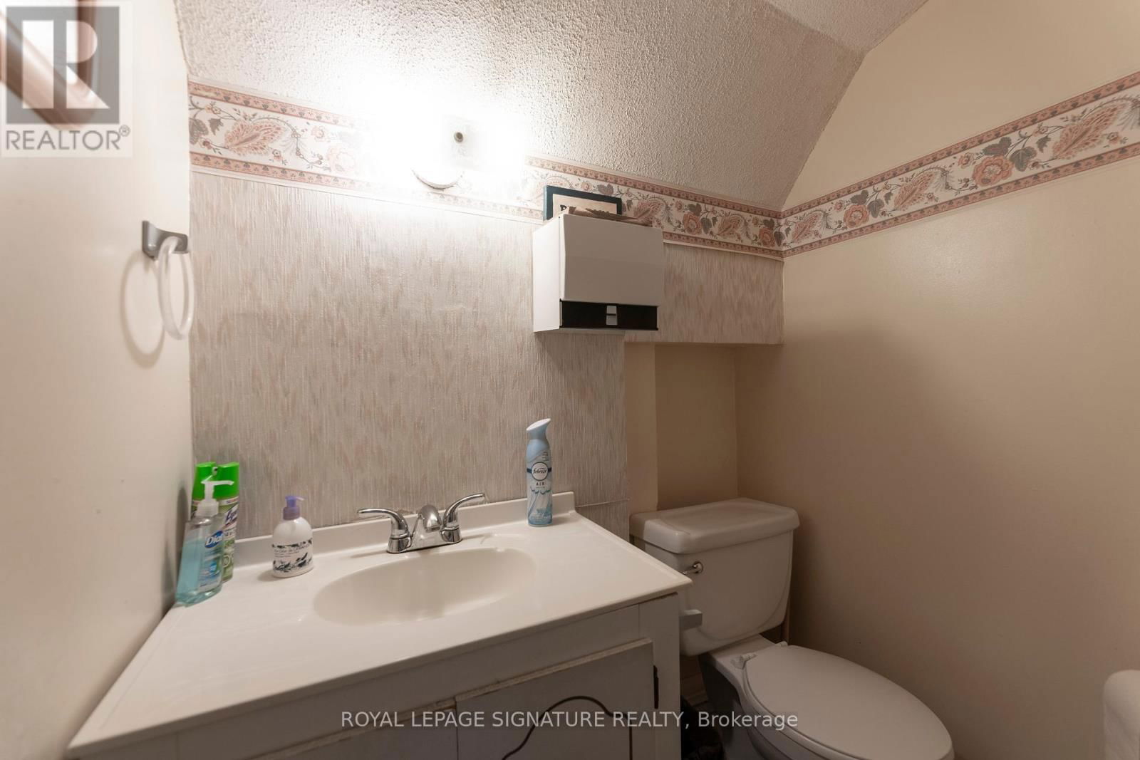 314 FREDERICK STREET Image 10