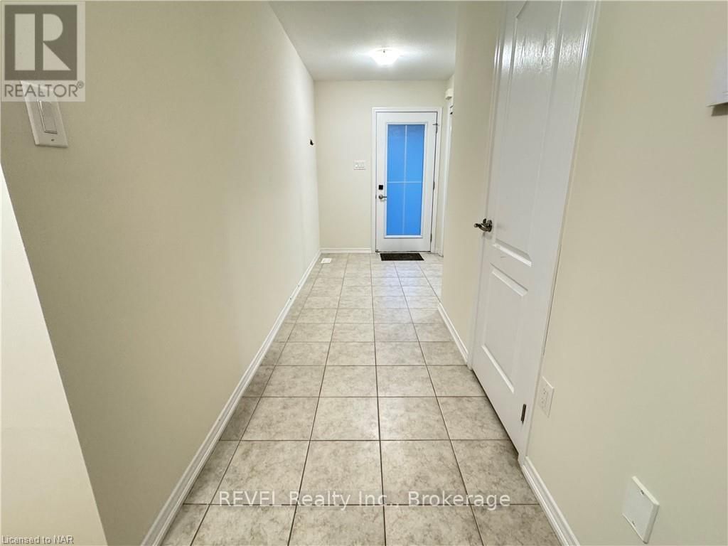 UPPER - 7711 DOCKWEED DRIVE Image 6