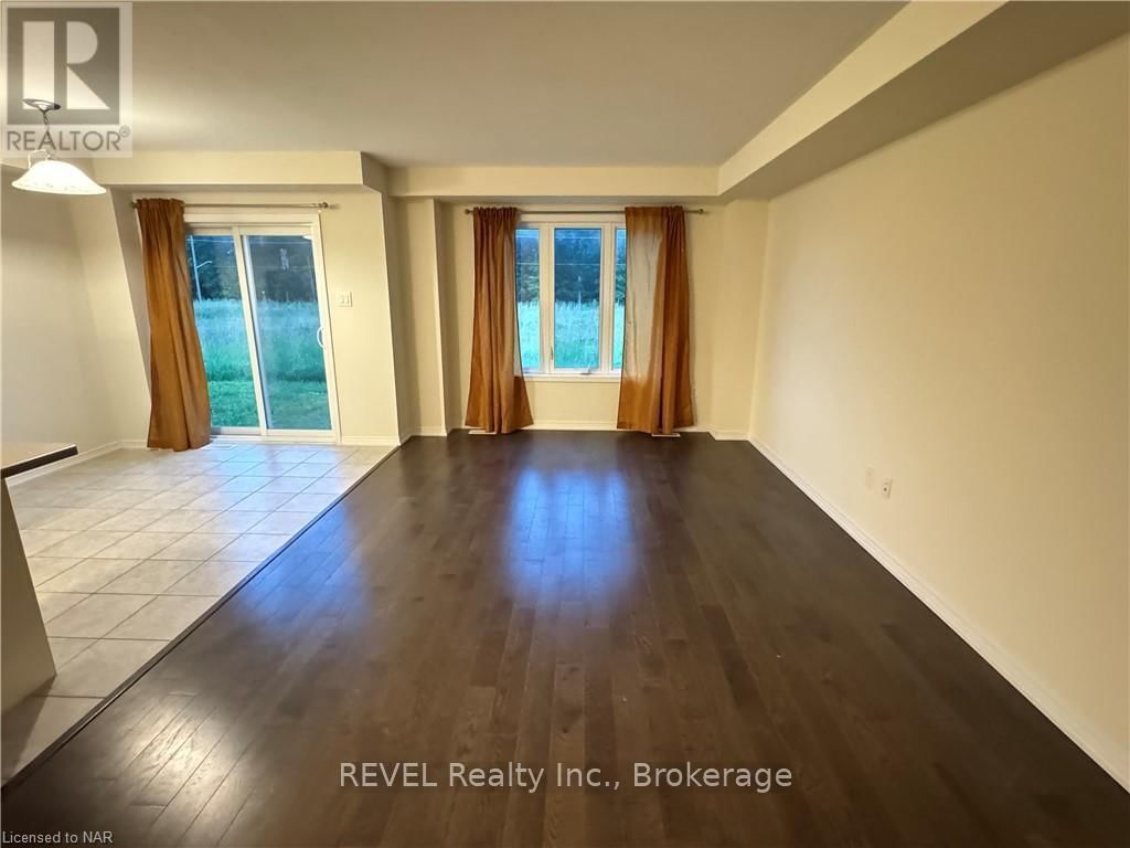 UPPER - 7711 DOCKWEED DRIVE Image 8