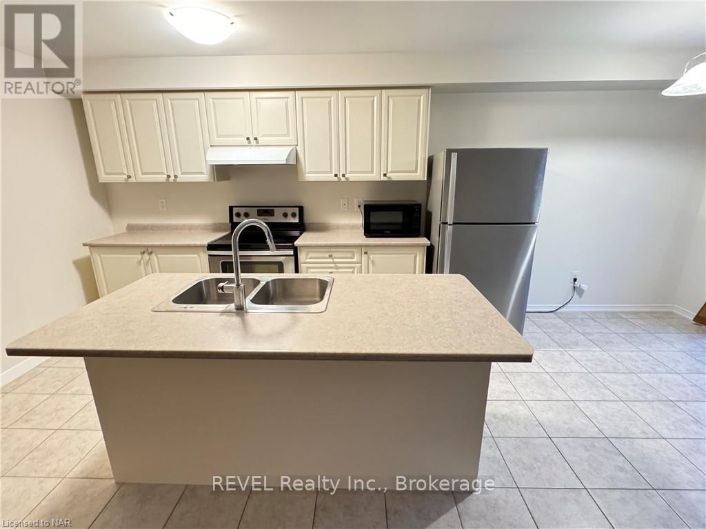 UPPER - 7711 DOCKWEED DRIVE Image 9