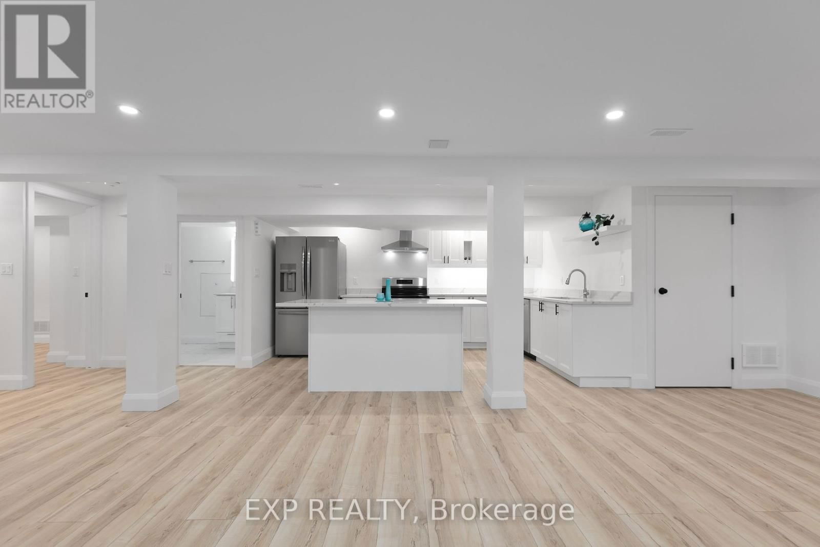 12 BARRHAVEN CRESCENT Image 29