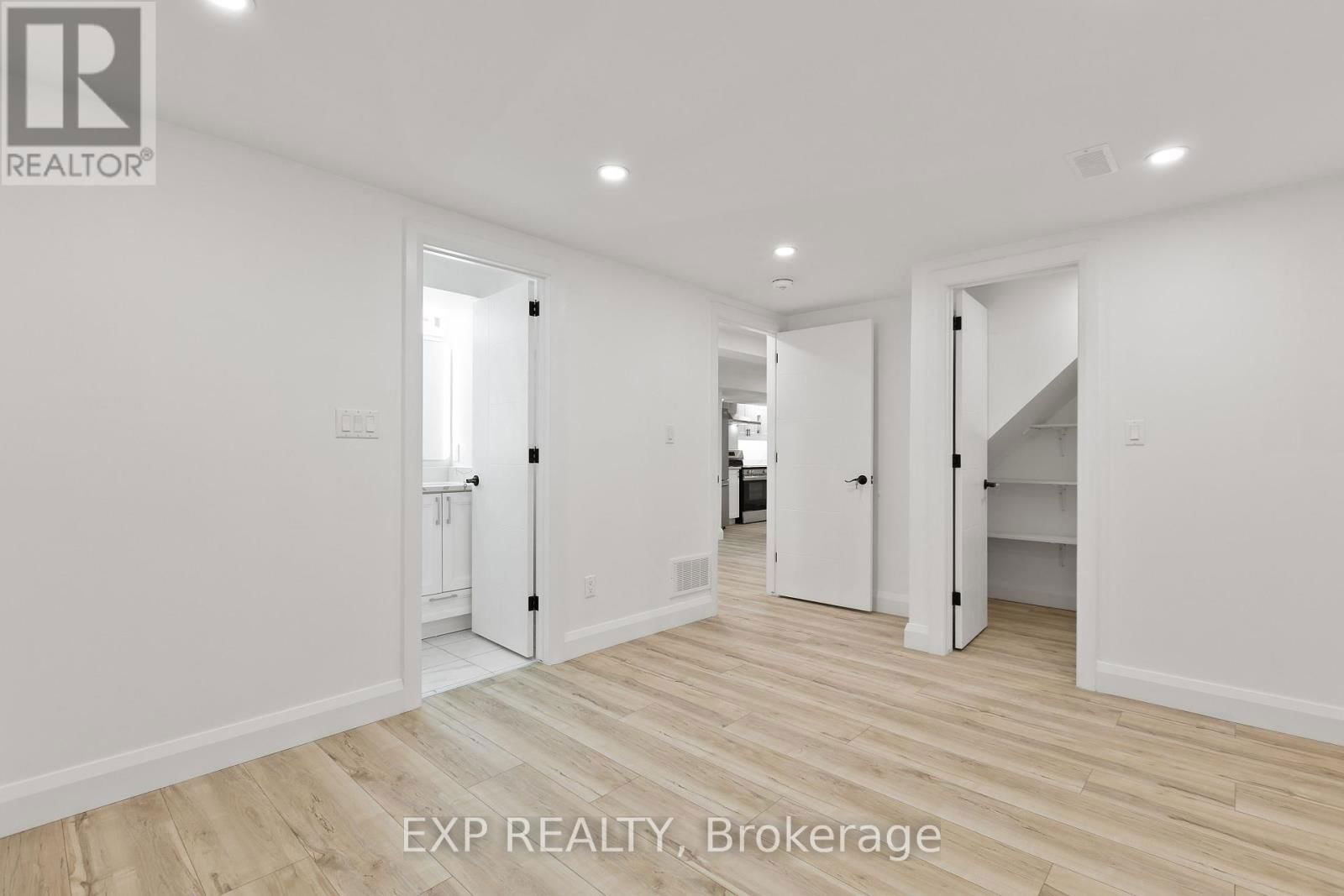 12 BARRHAVEN CRESCENT Image 37