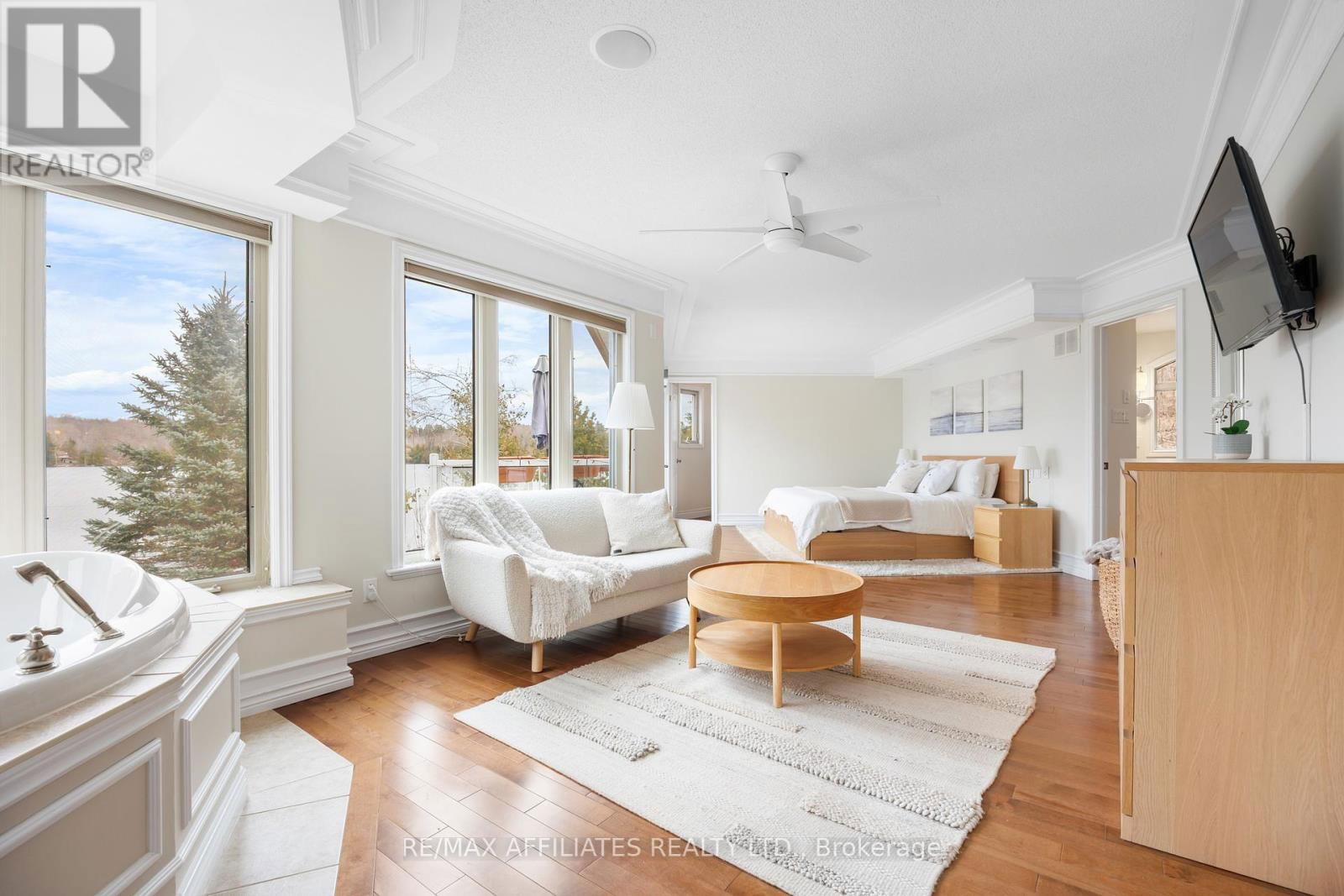 101 ARTHUR ROAD Image 15