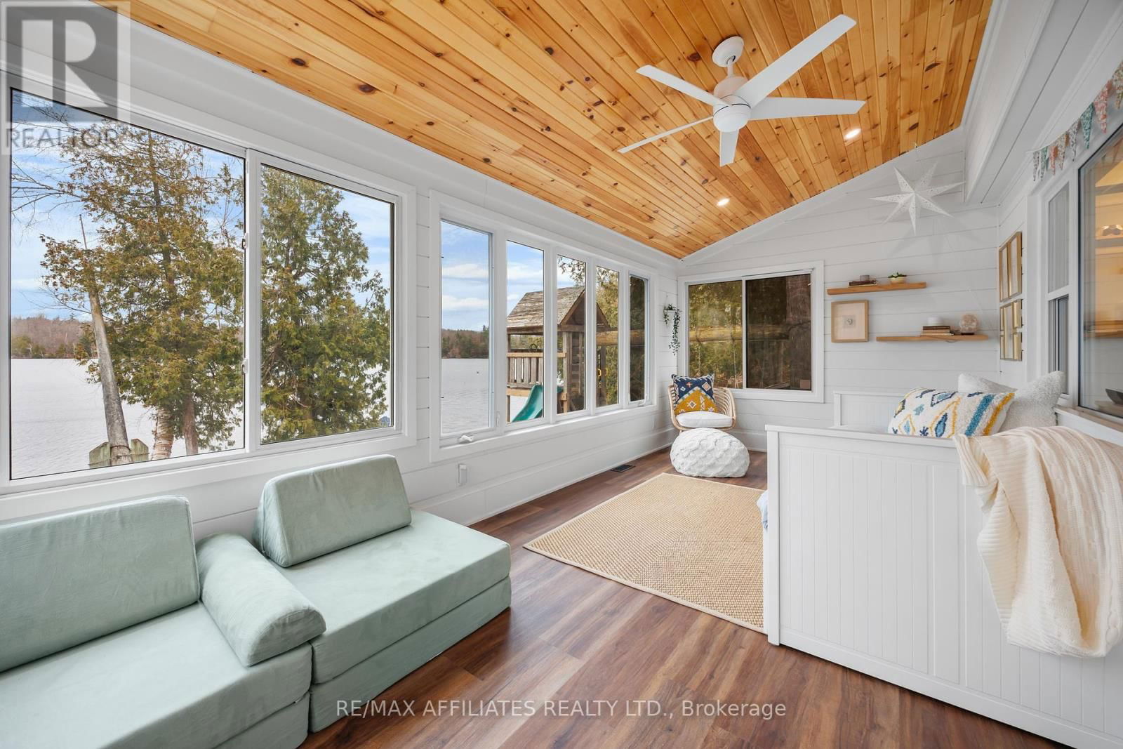 101 ARTHUR ROAD Image 33