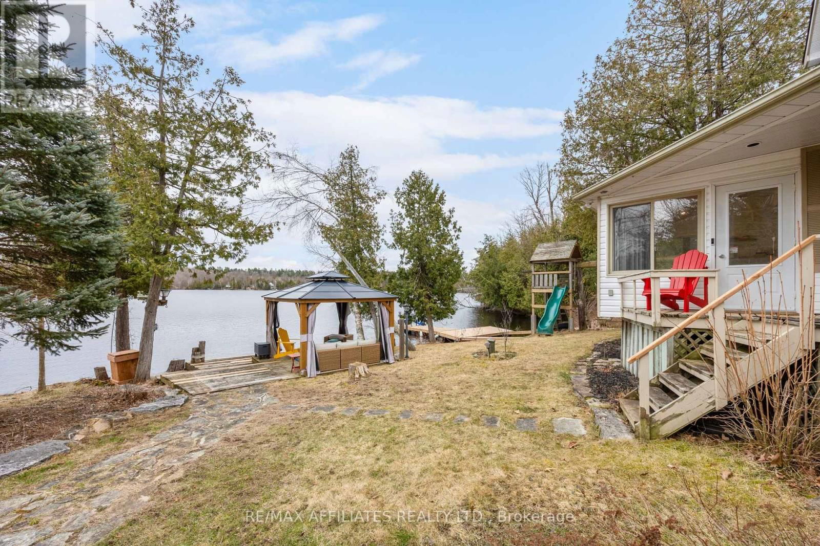101 ARTHUR ROAD Image 35