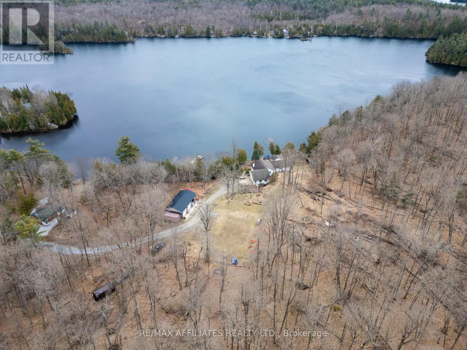 101 ARTHUR ROAD Image 45