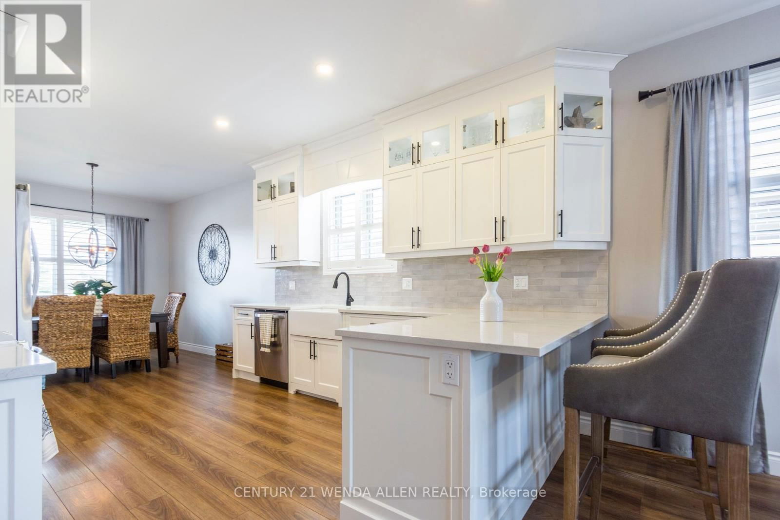 6 CARRICK STREET Image 11