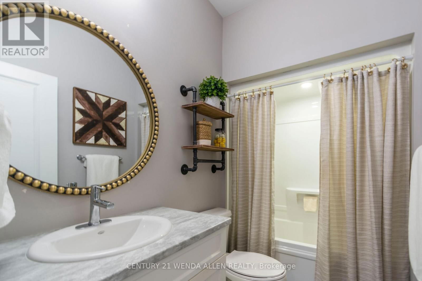 6 CARRICK STREET Image 20