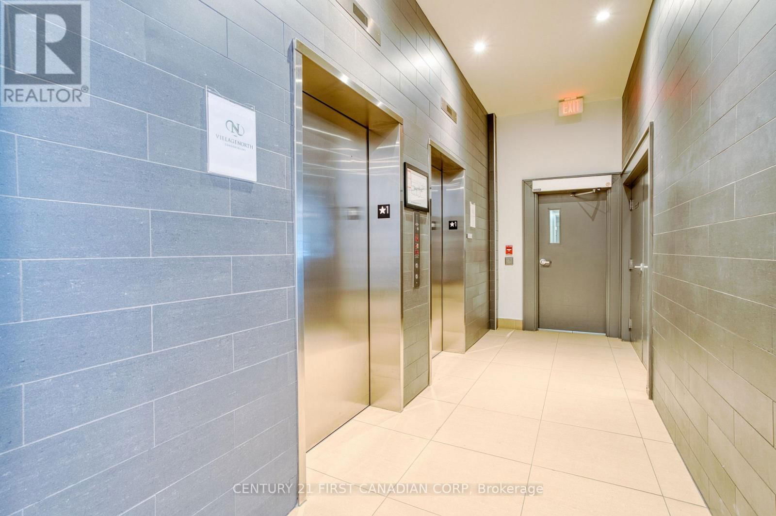812 - 240 VILLAGEWALK BOULEVARD Image 47