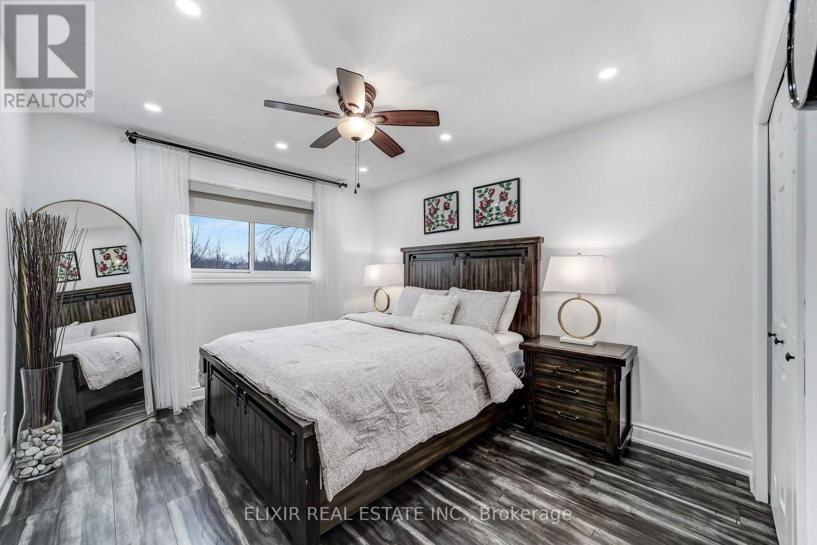 53 WINDING WAY Image 21