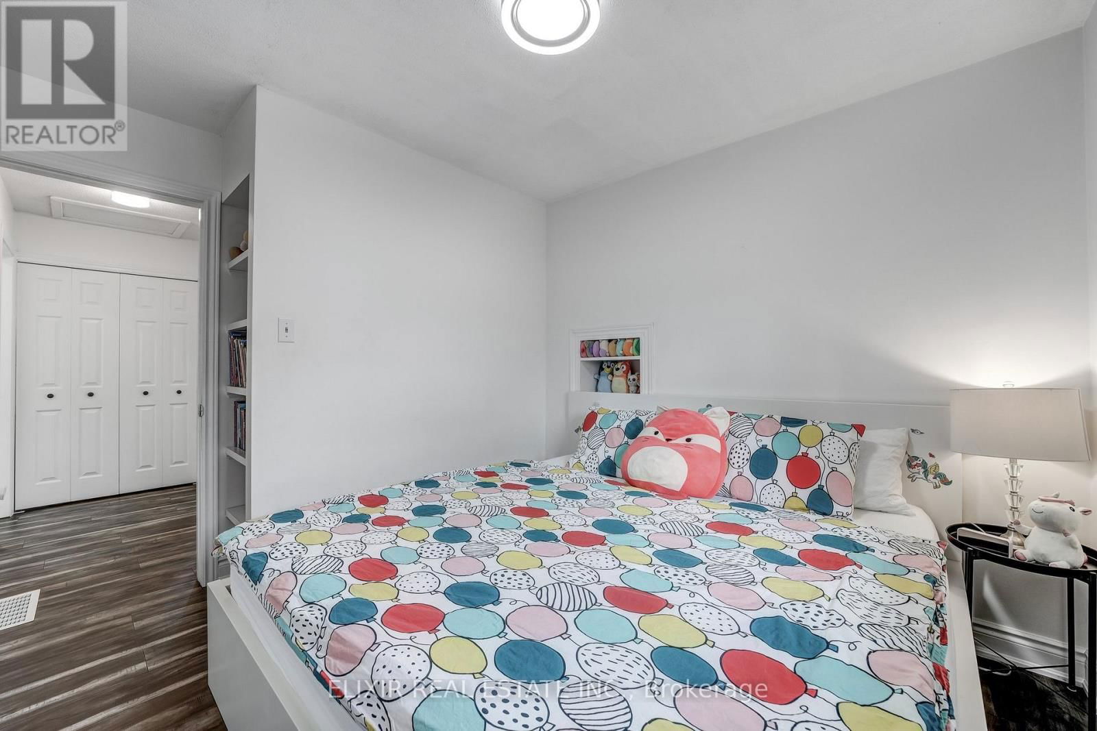 53 WINDING WAY Image 24