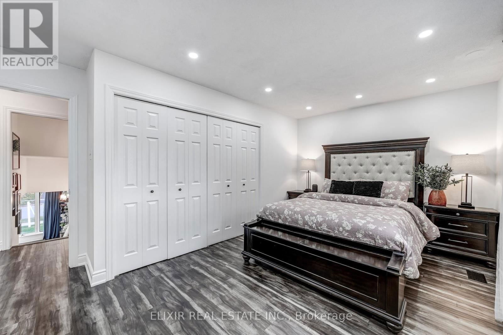 53 WINDING WAY Image 26