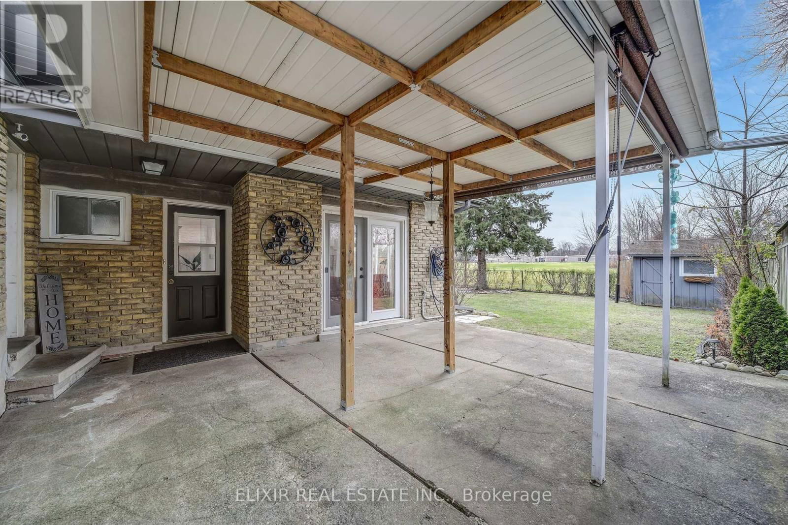 53 WINDING WAY Image 34