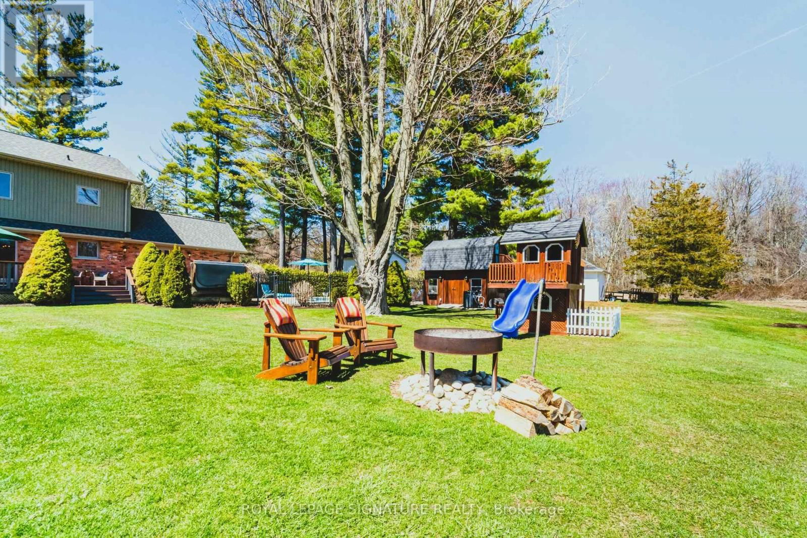 587 HILLCREST ROAD Image 39