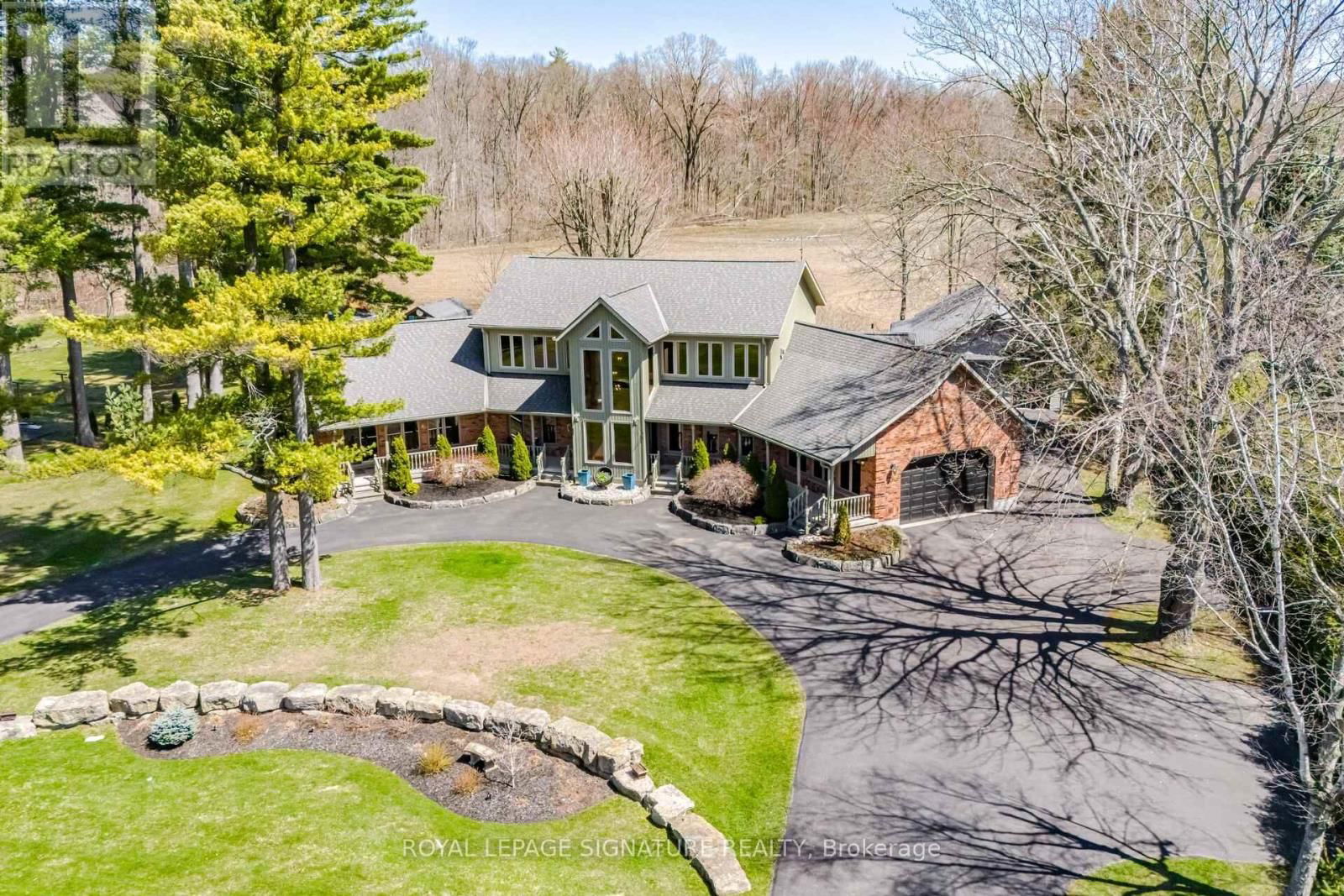 587 HILLCREST ROAD Image 4