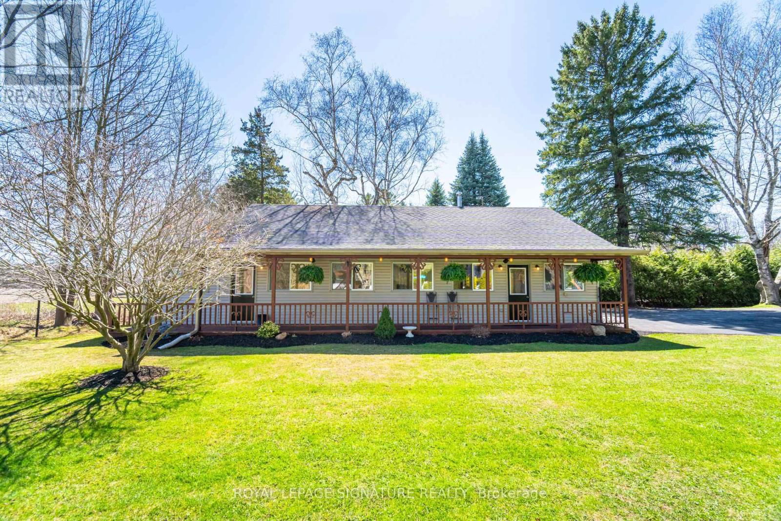 587 HILLCREST ROAD Image 43