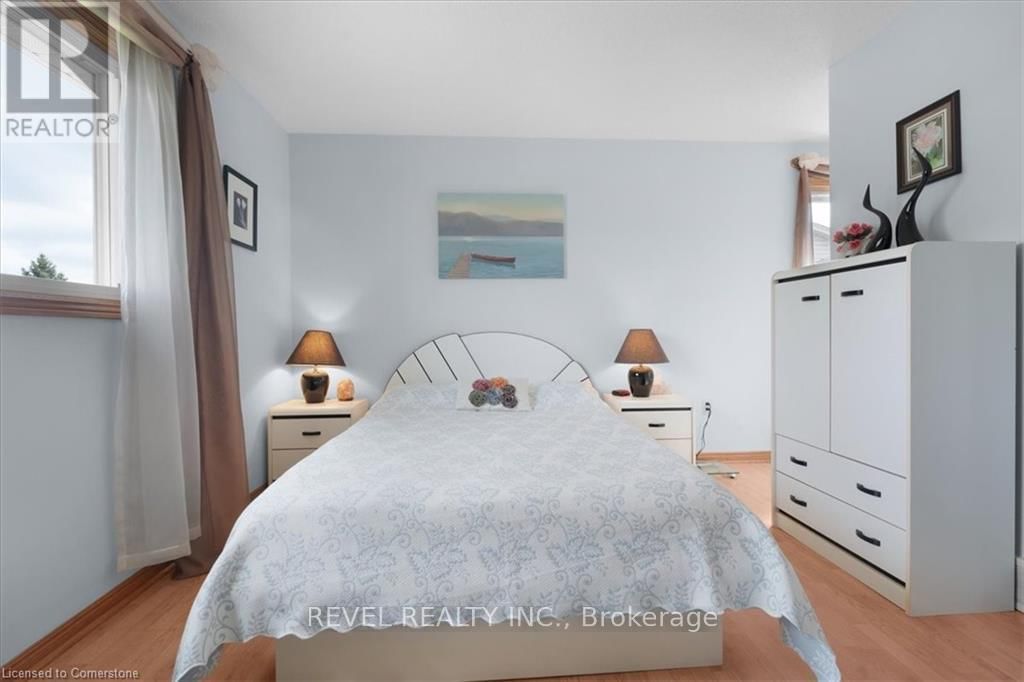 7994 OAKRIDGE DRIVE Image 18