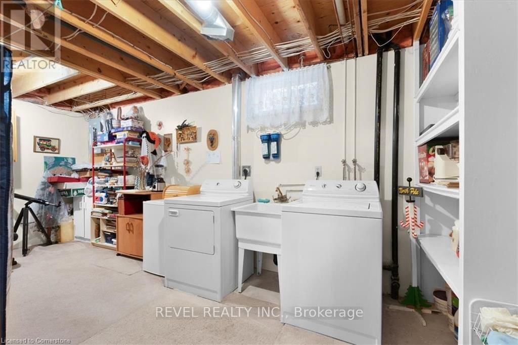 7994 OAKRIDGE DRIVE Image 35