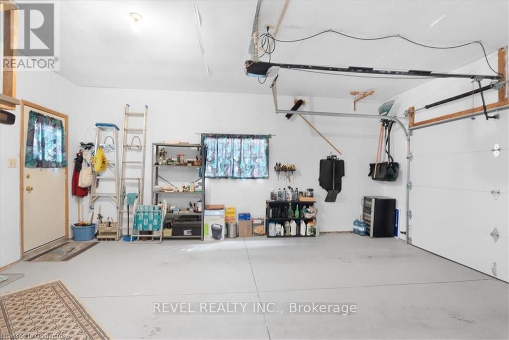 7994 OAKRIDGE DRIVE Image 38