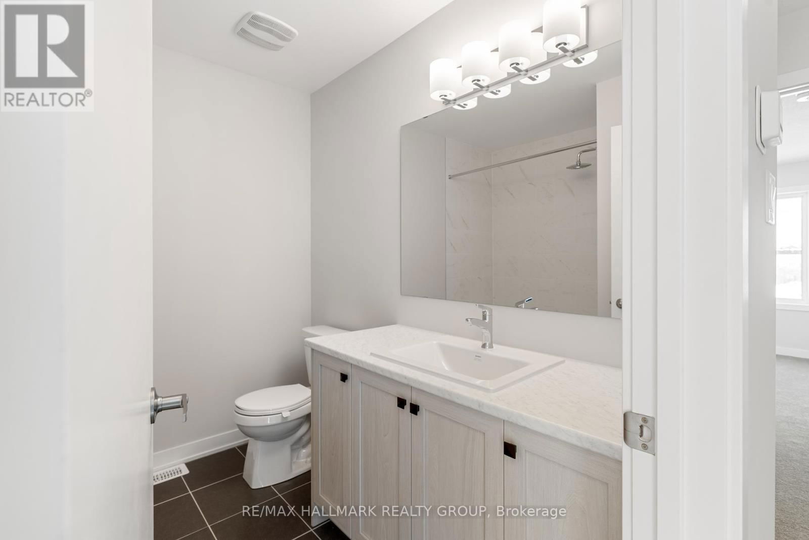 162 CONSERVANCY DRIVE Image 15