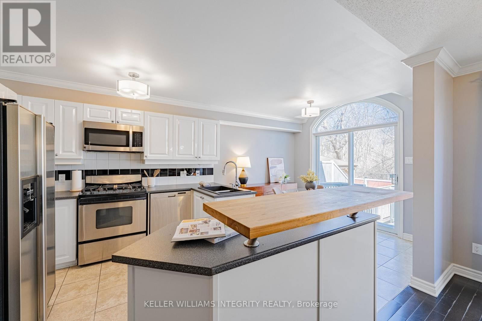 6308 SABLEWOOD PLACE Image 14