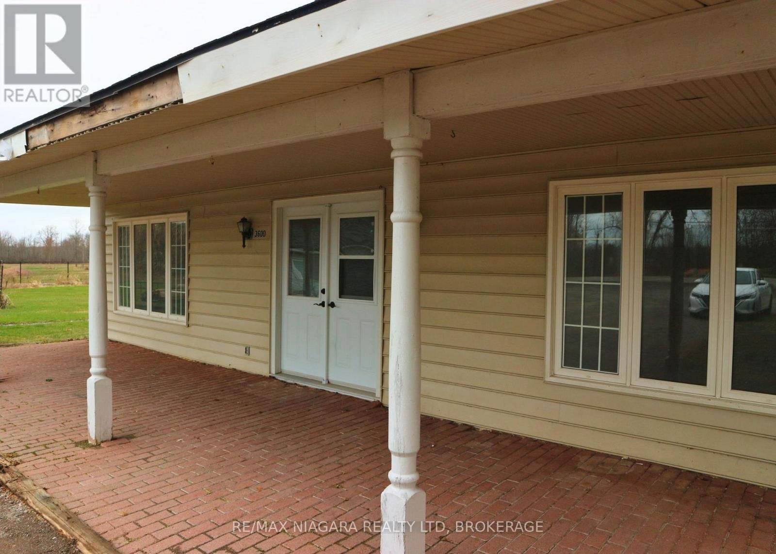 Unit #2 - 3600 GARRISON ROAD Image 1