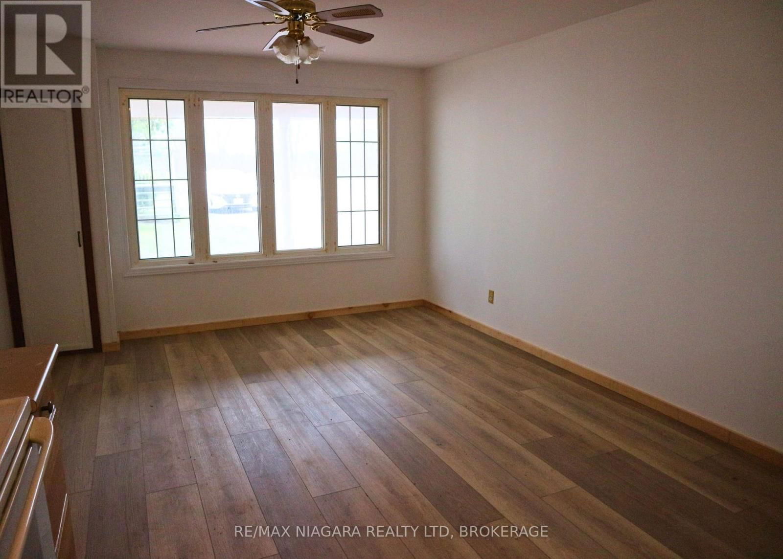 Unit #2 - 3600 GARRISON ROAD Image 14