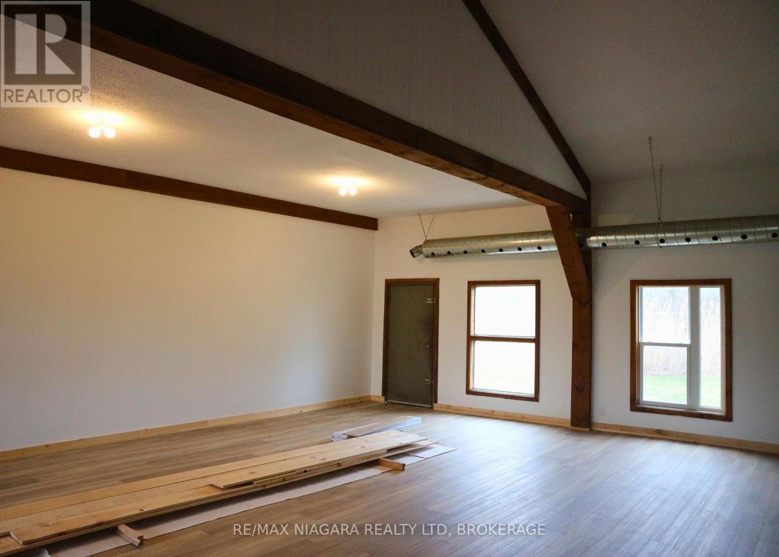 Unit #2 - 3600 GARRISON ROAD Image 4