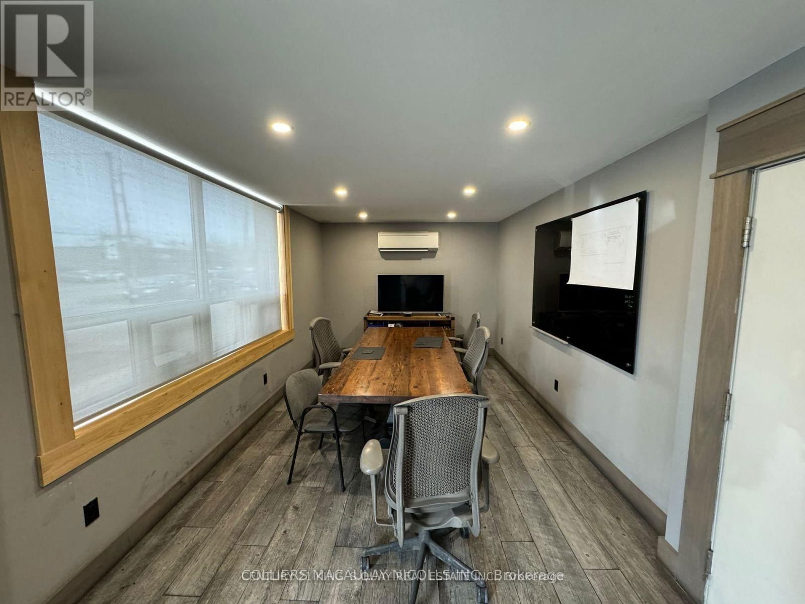 295 ARVIN AVENUE Image 2