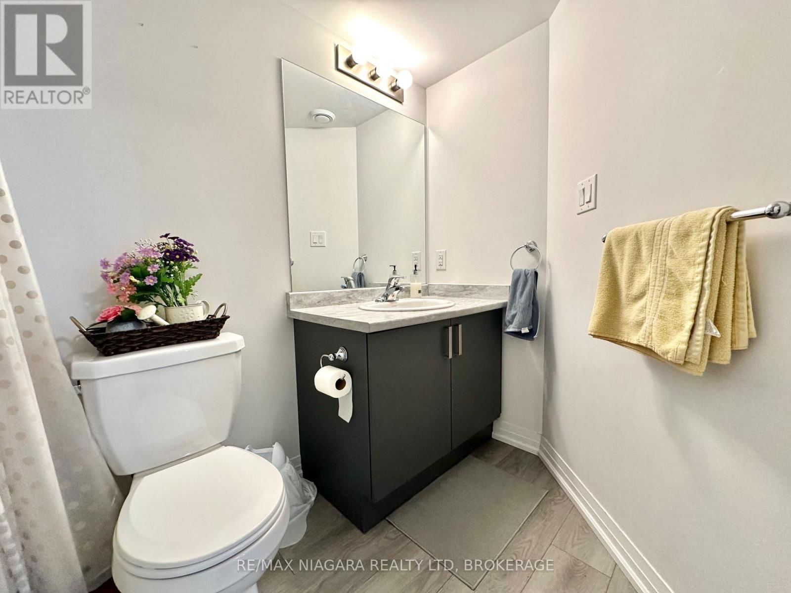 43 - 6705 CROPP STREET Image 13