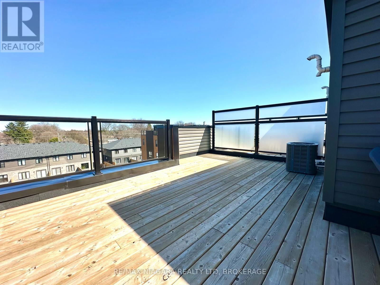 43 - 6705 CROPP STREET Image 16
