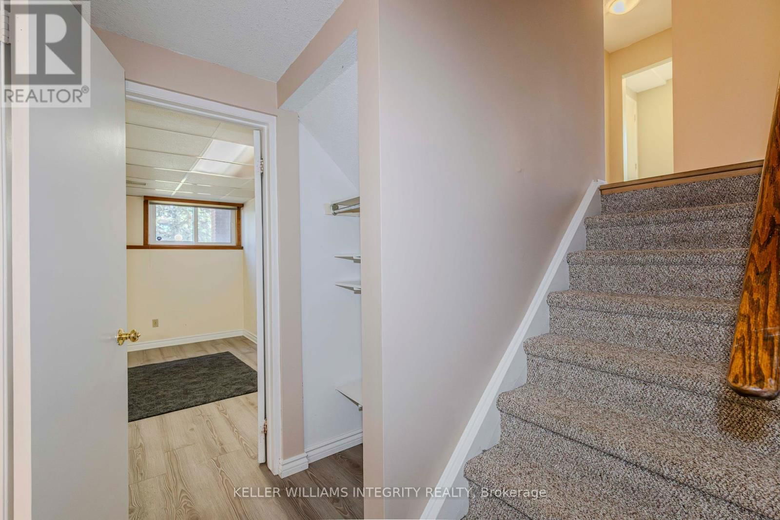 6 BEAUFORT DRIVE Image 32