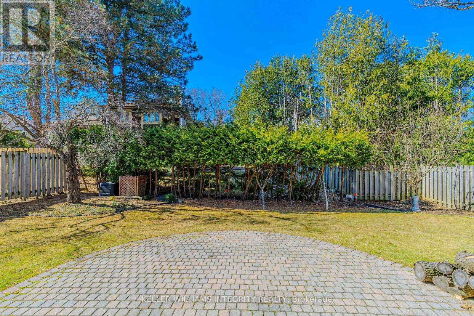 6 BEAUFORT DRIVE Image 35