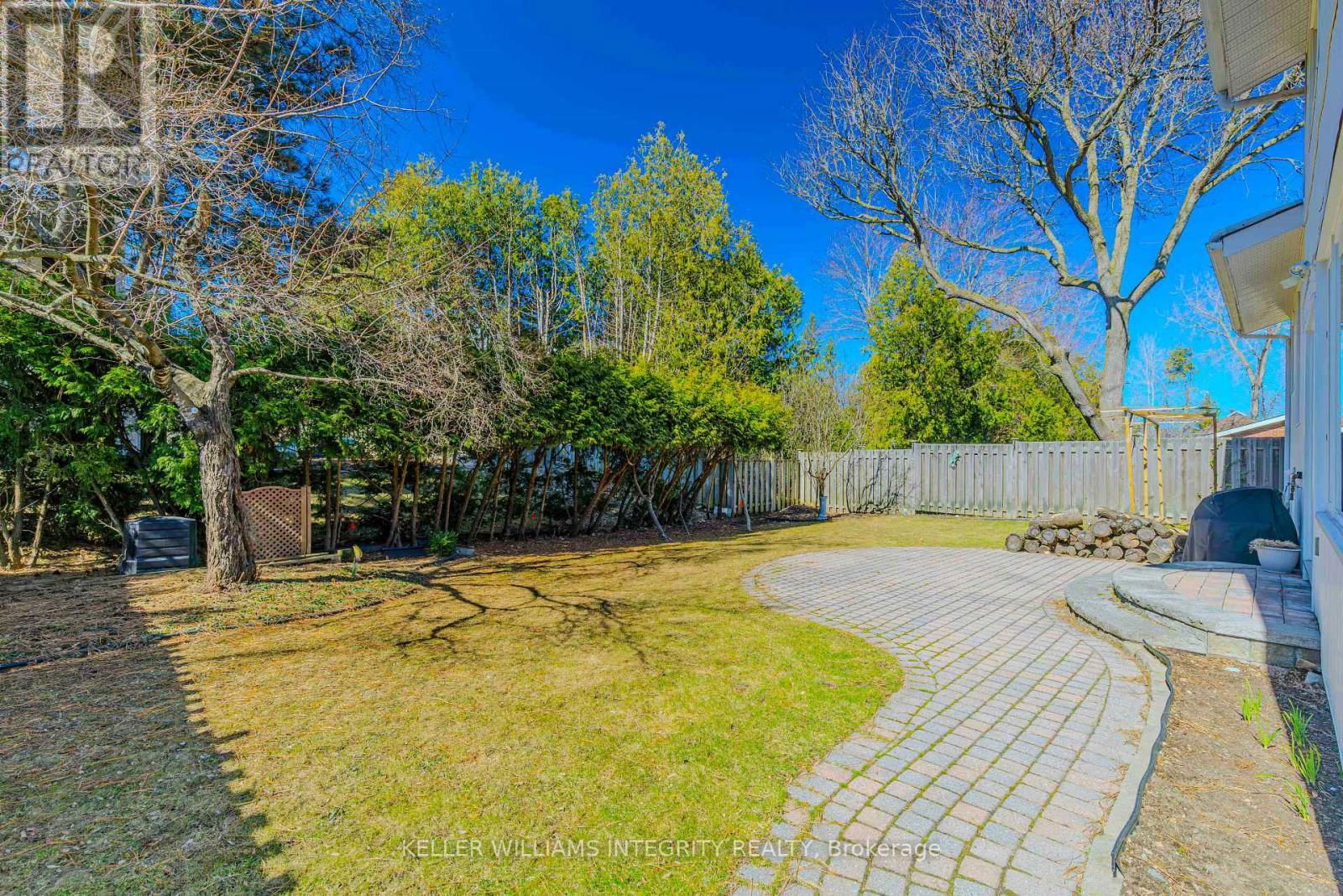 6 BEAUFORT DRIVE Image 36