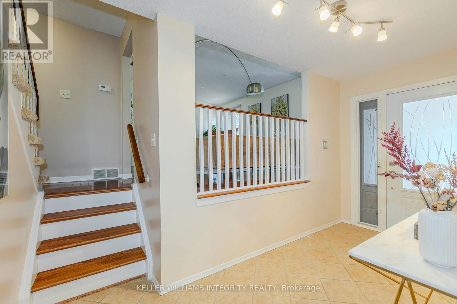 6 BEAUFORT DRIVE Image 9