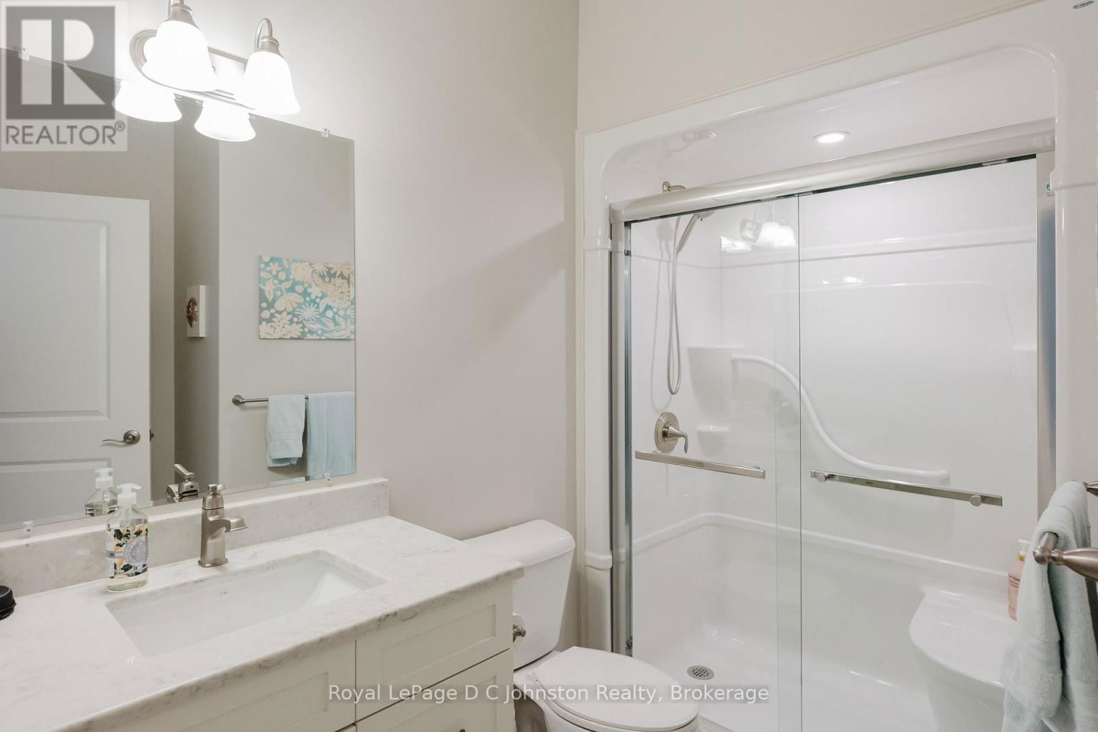3 - 1050 WATERLOO STREET Image 7