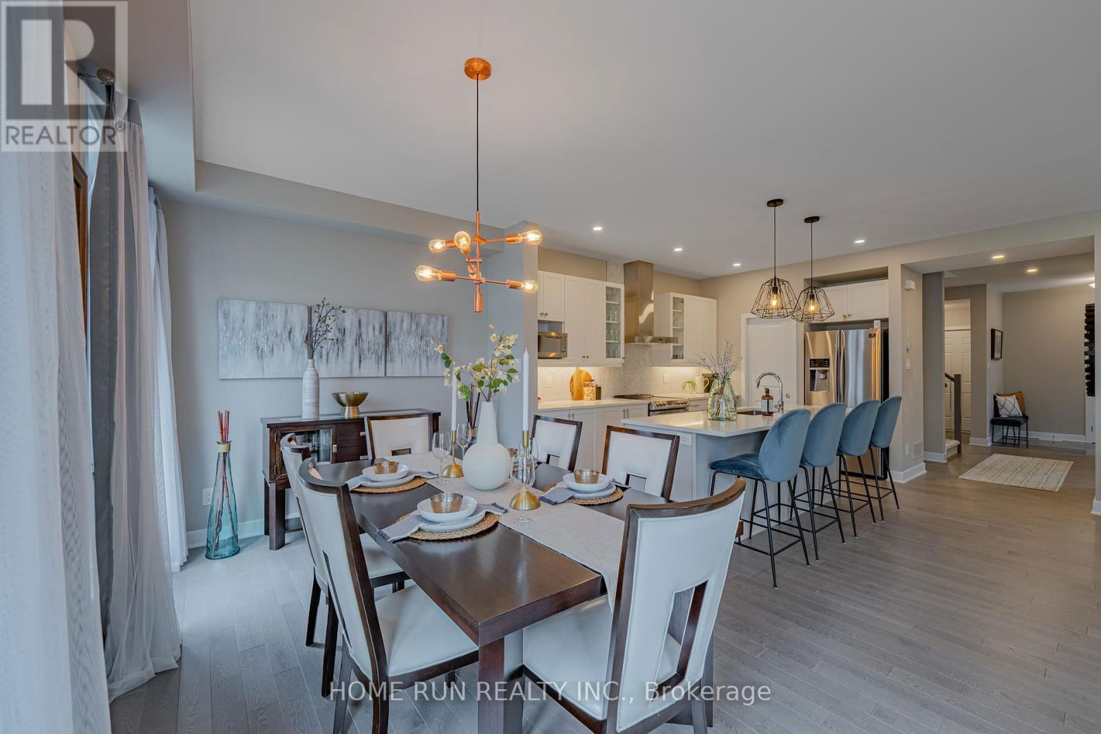 44 THUNDERBOLT STREET Image 20