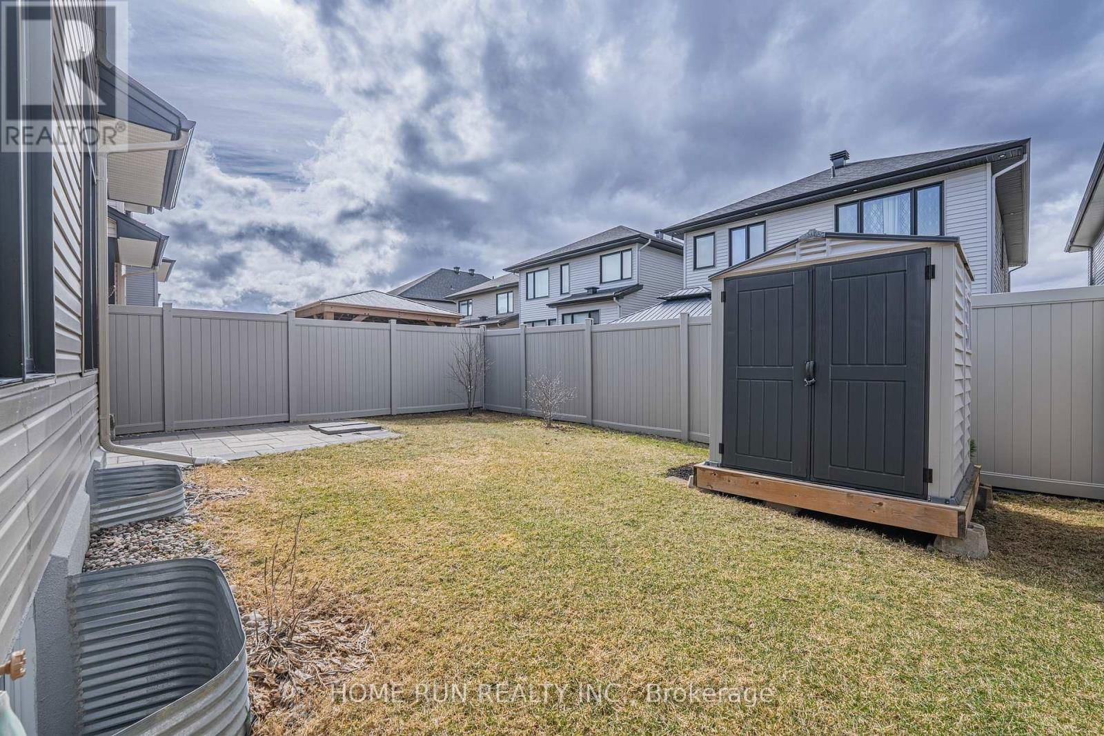 44 THUNDERBOLT STREET Image 46