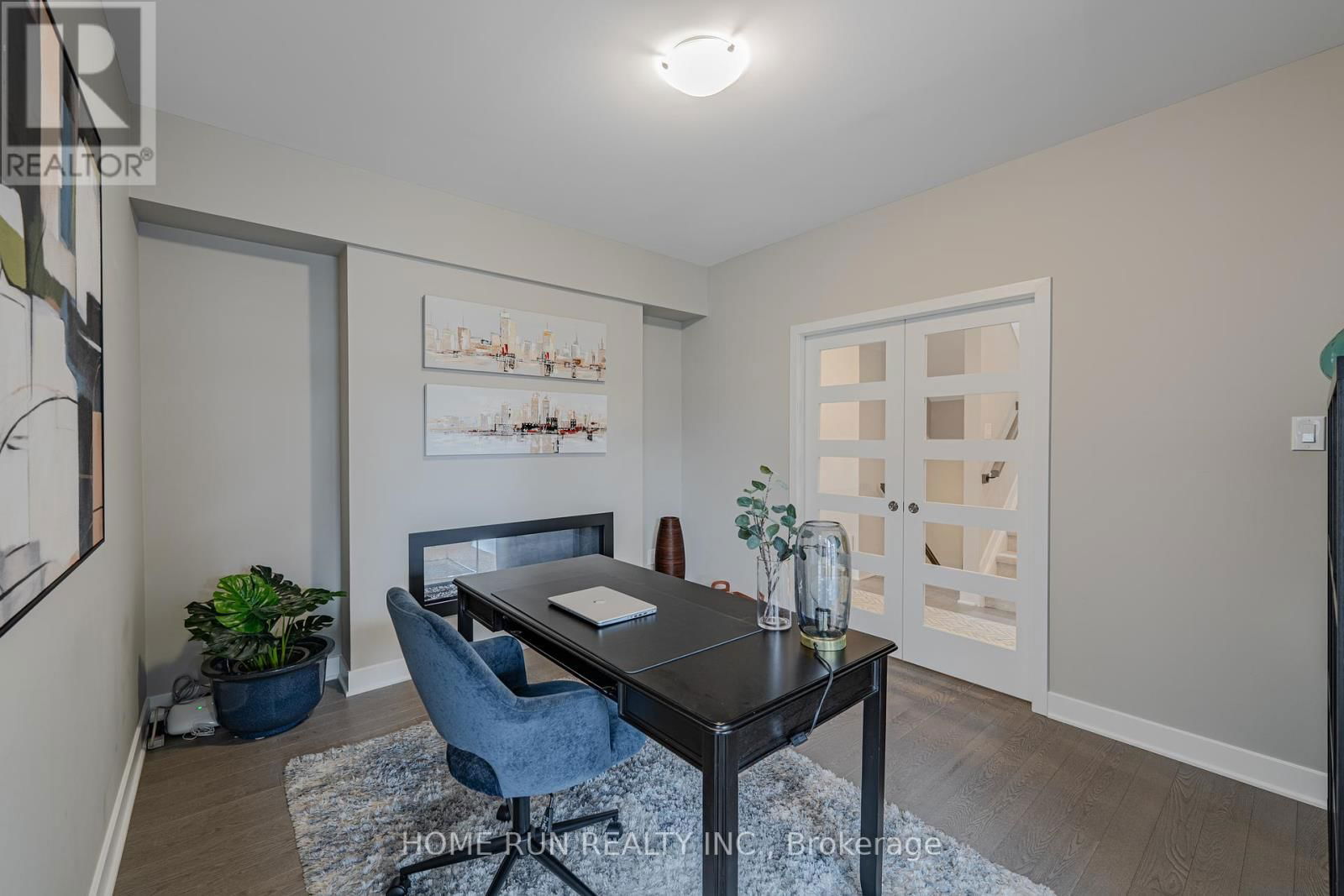 44 THUNDERBOLT STREET Image 8