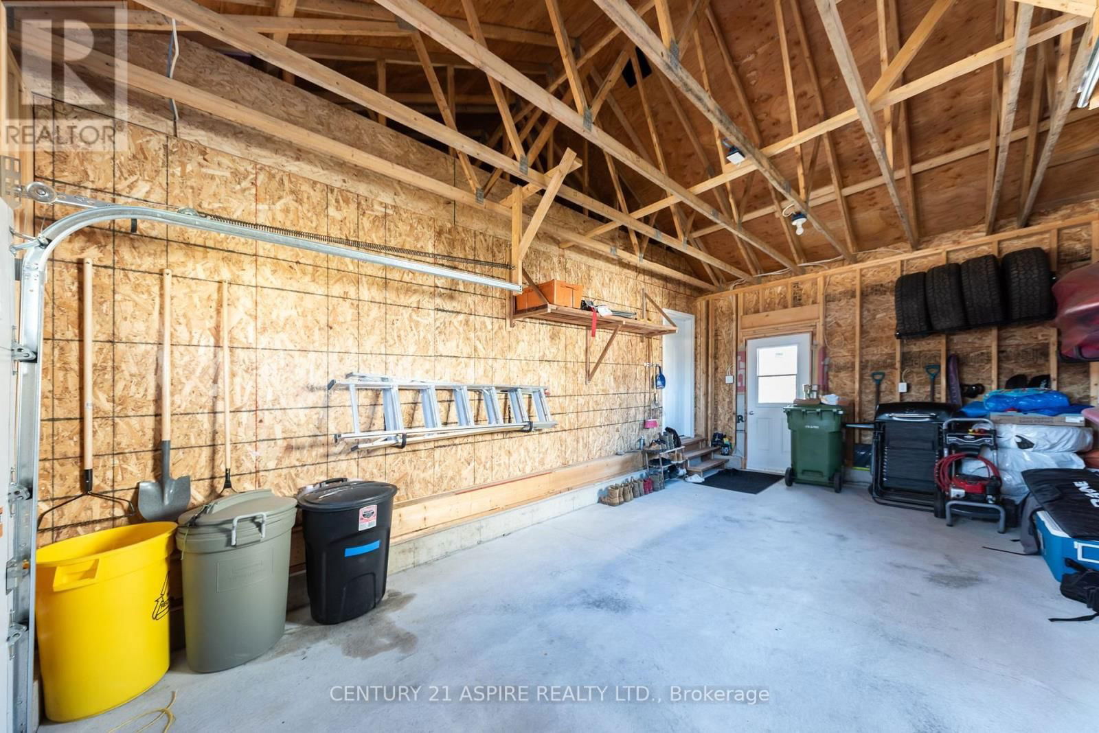 491 HERBERT STREET Image 11