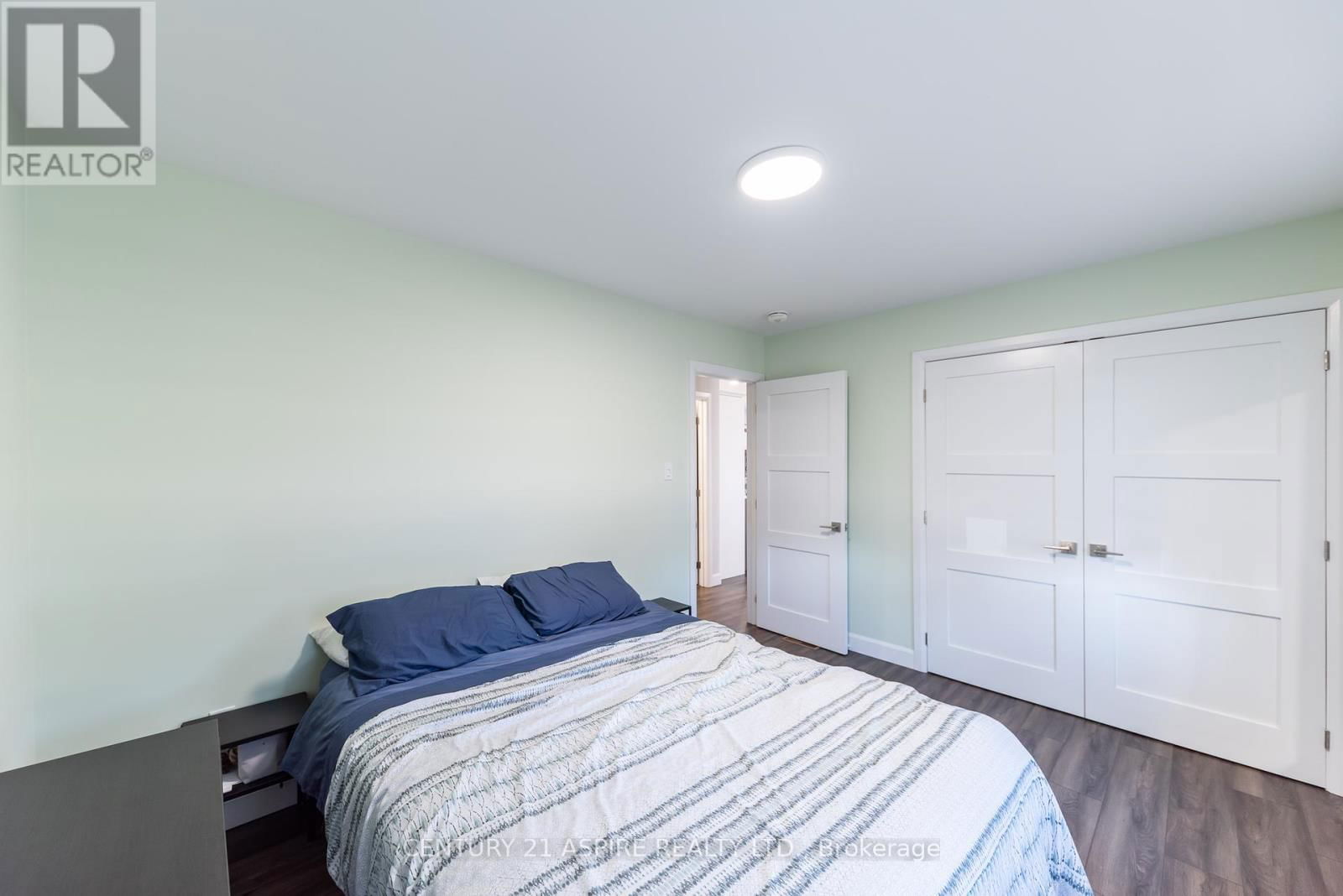 491 HERBERT STREET Image 19
