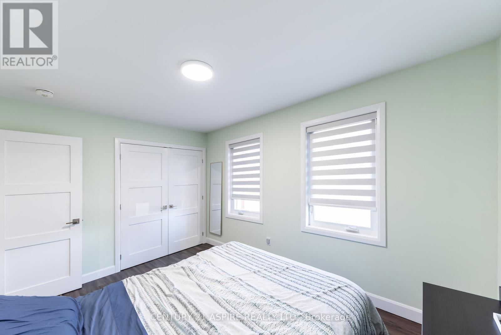 491 HERBERT STREET Image 21