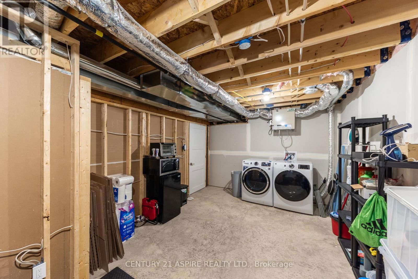 491 HERBERT STREET Image 34
