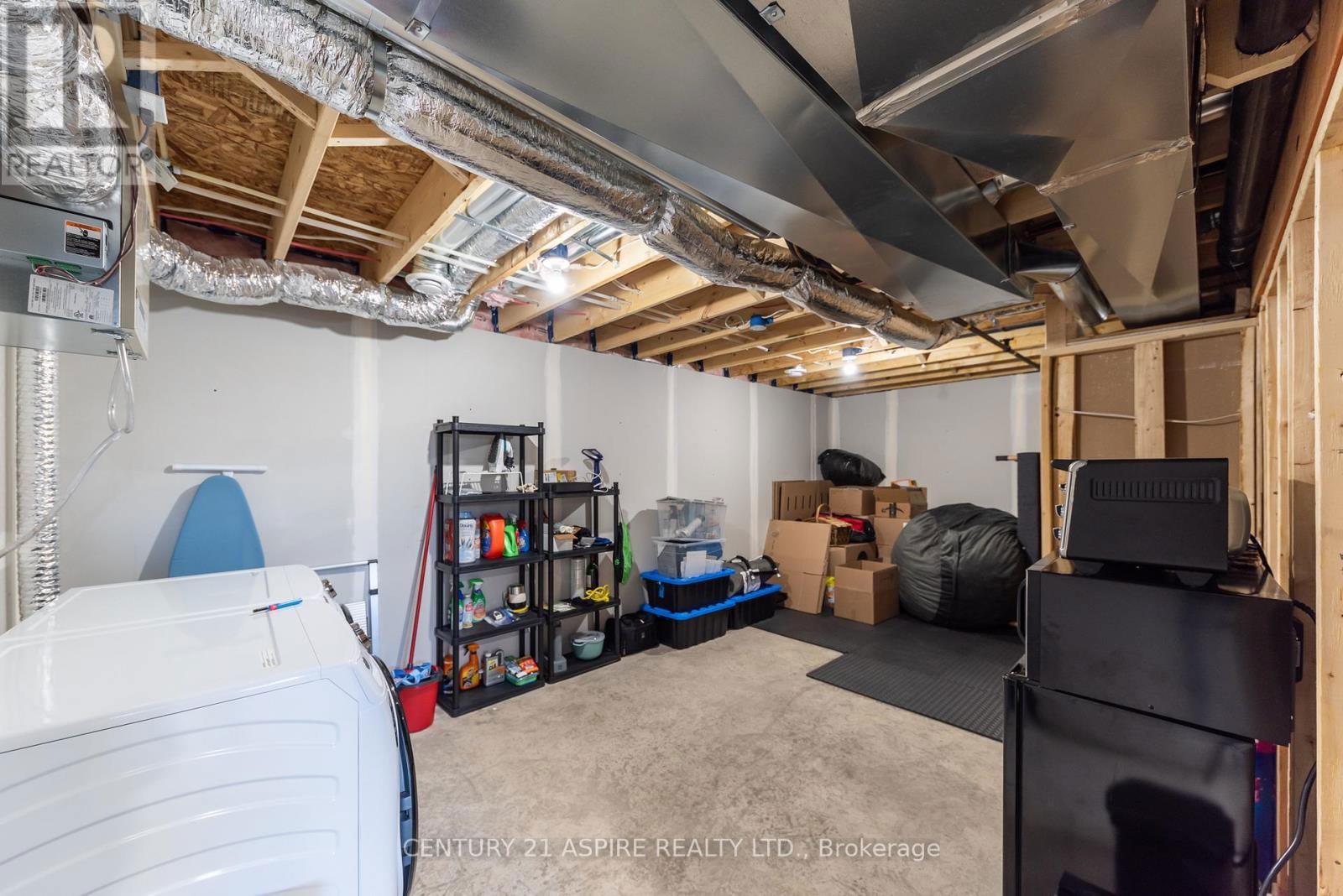 491 HERBERT STREET Image 35