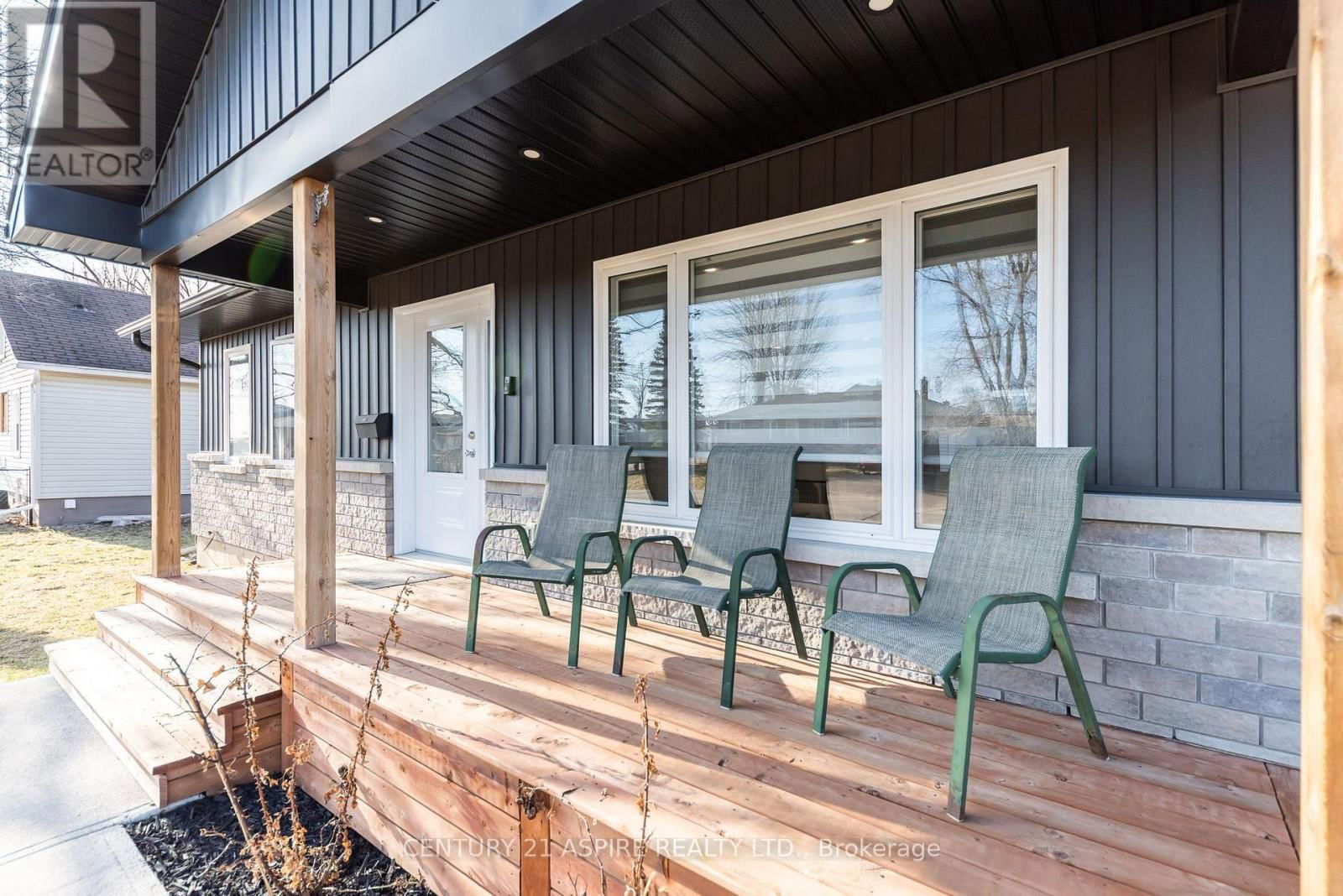 491 HERBERT STREET Image 4