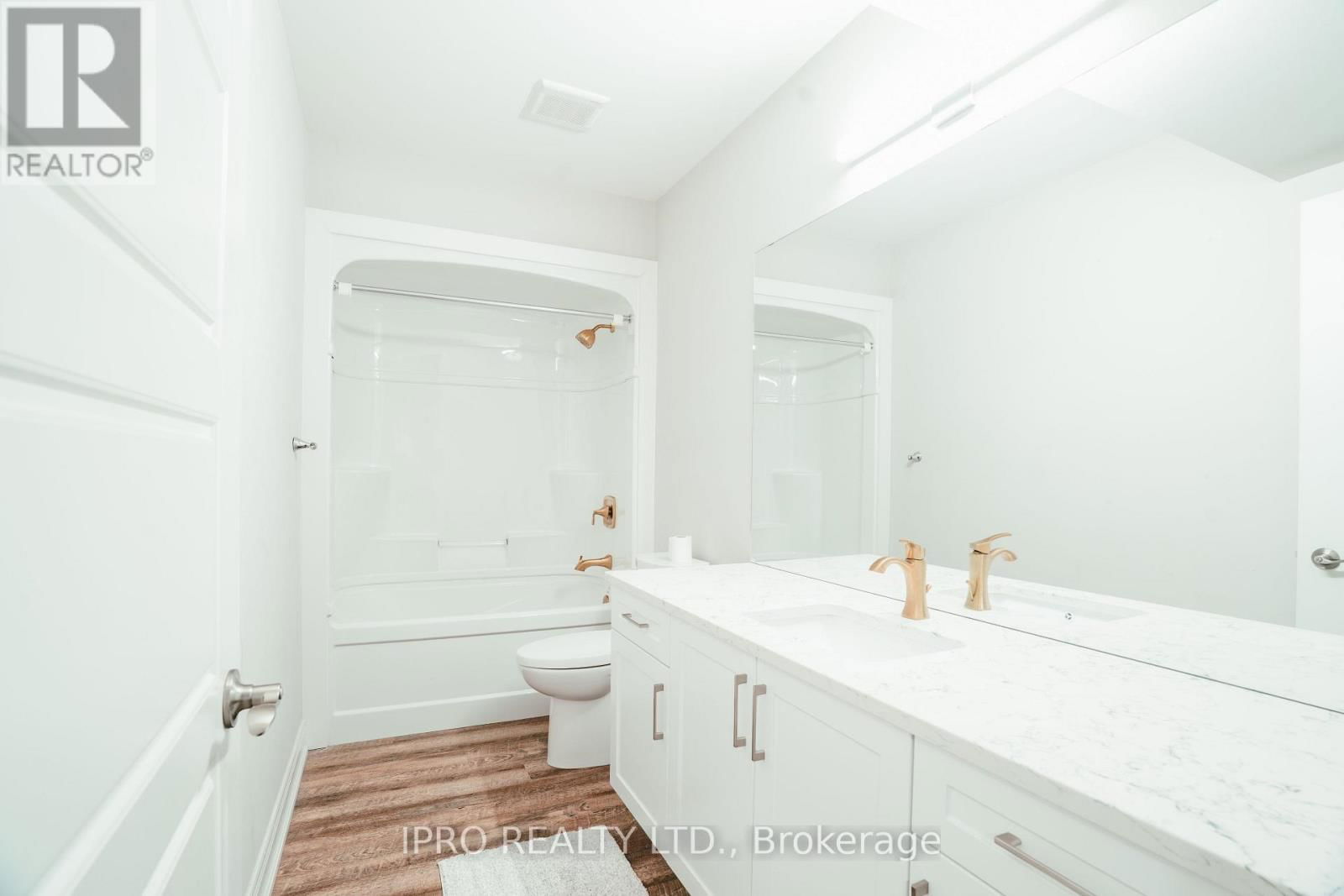 47 HOMESTEAD WAY Image 39