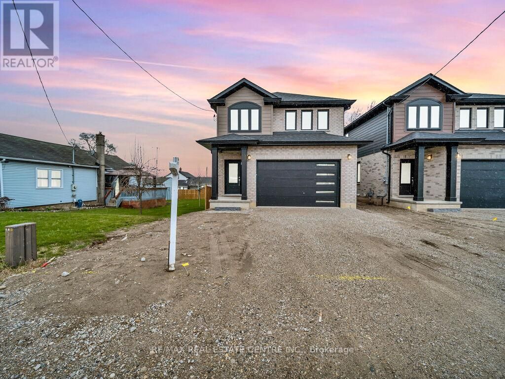 256 KING STREET WEST Image 1