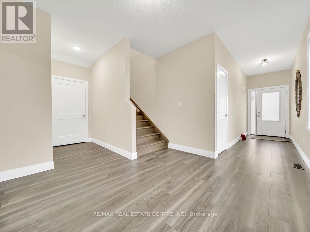 256 KING STREET WEST Image 11