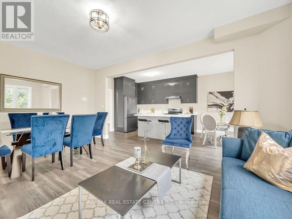 256 KING STREET WEST Image 16